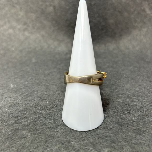 Vintage Purple Stone Ring from Thailand 4 Clear Stones on Each Side size 8 - Picture 5 of 11